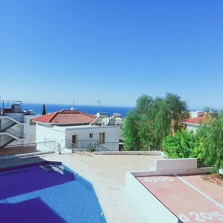 Hills&seaview Apartment Peyia